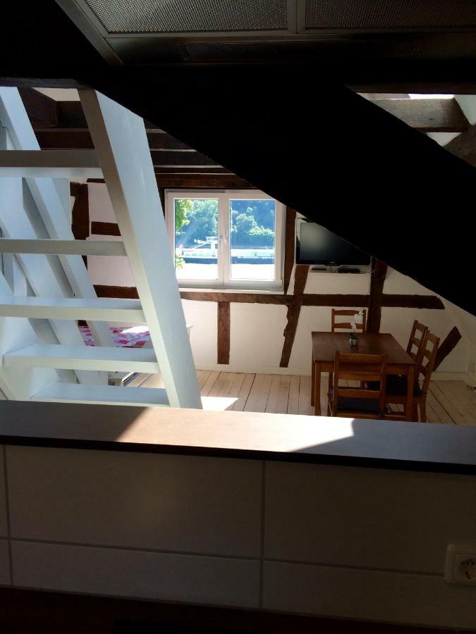 Haus Am Ufer Mit Rheinpanoramablick Appartement Koblenz  Buitenkant foto