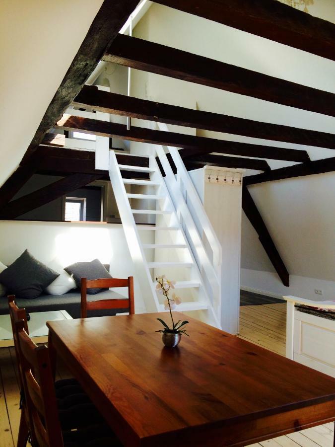 Haus Am Ufer Mit Rheinpanoramablick Appartement Koblenz  Buitenkant foto