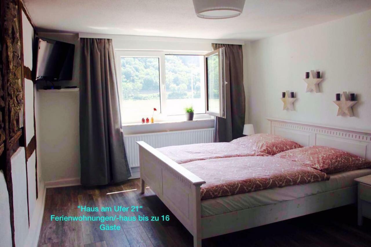 Haus Am Ufer Mit Rheinpanoramablick Appartement Koblenz  Buitenkant foto